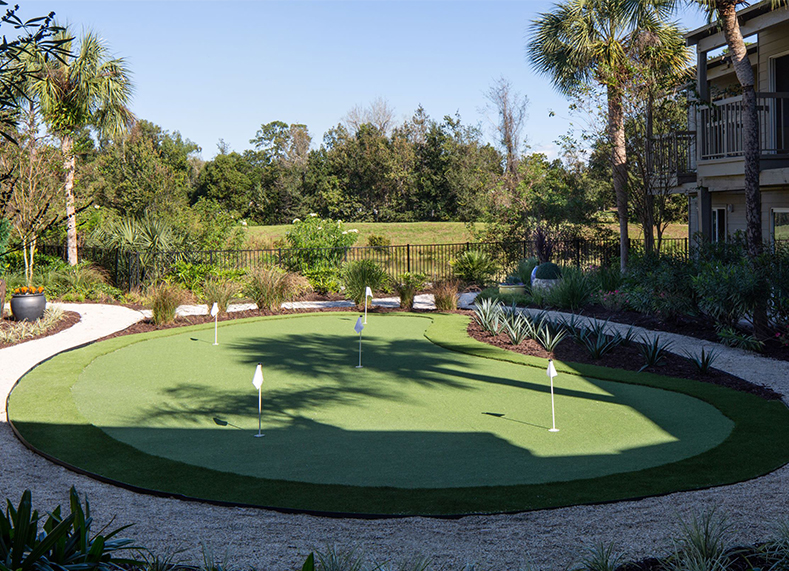 Lofts at Baymeadows Putting Green